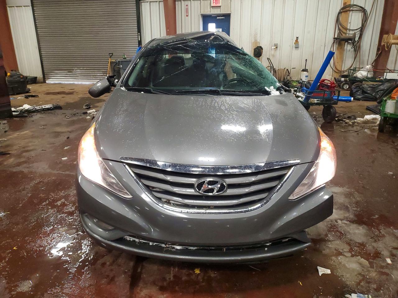 2013 HYUNDAI SONATA GLS photo 9