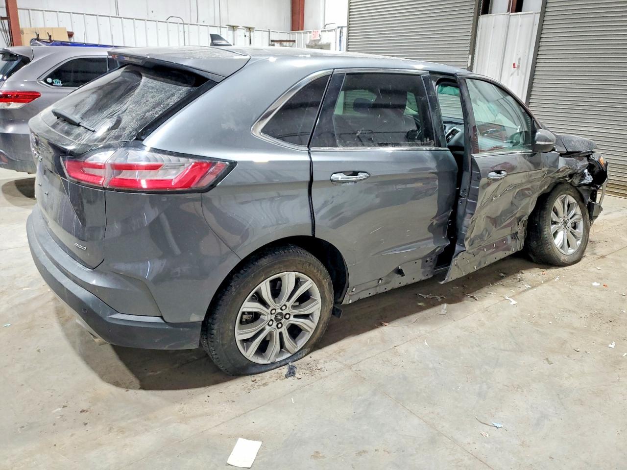 2024 FORD EDGE TITANIUM photo 3