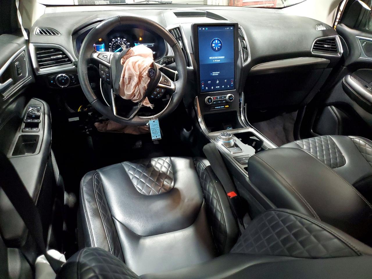 2024 FORD EDGE TITANIUM photo 8