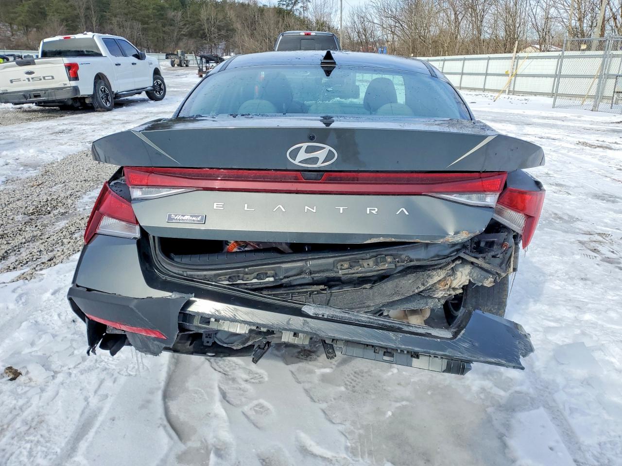2025 HYUNDAI ELANTRA SE photo 6