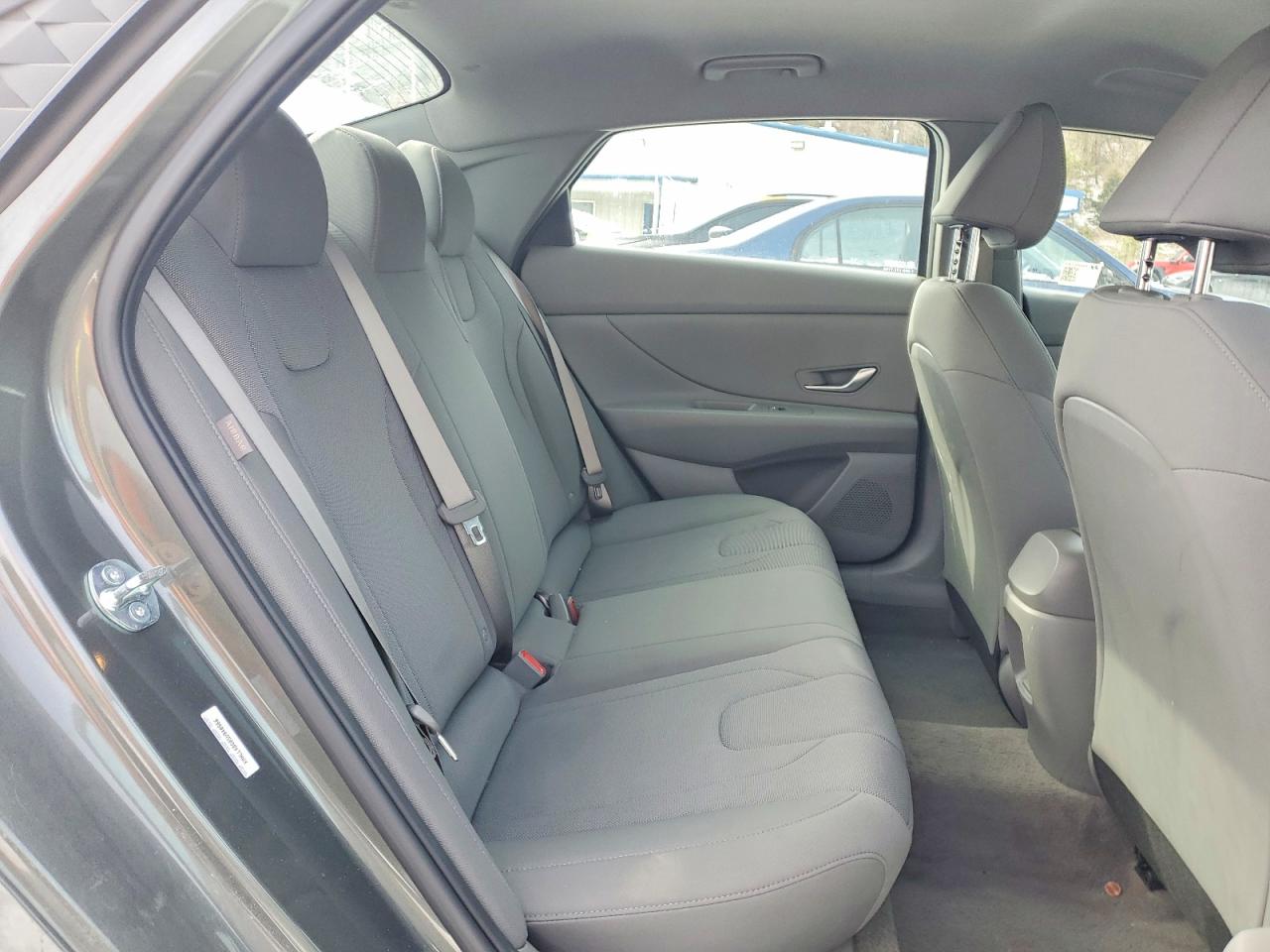 2025 HYUNDAI ELANTRA SE photo 10