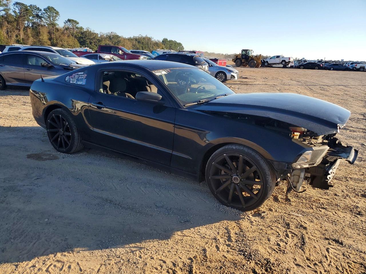 2014 FORD MUSTANG photo 4