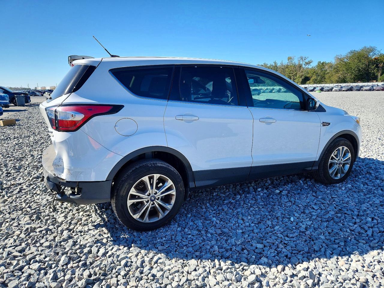2018 FORD ESCAPE SE photo 5