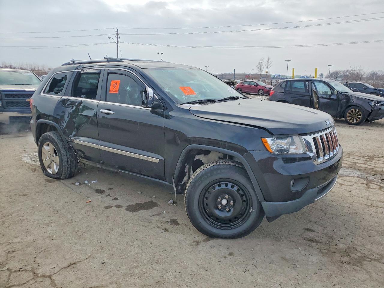 2012 JEEP GRAND CHEROKEE LIMITED photo 4