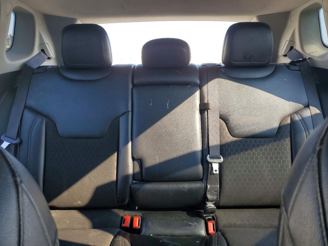 2021 JEEP COMPASS LATITUDE photo 28