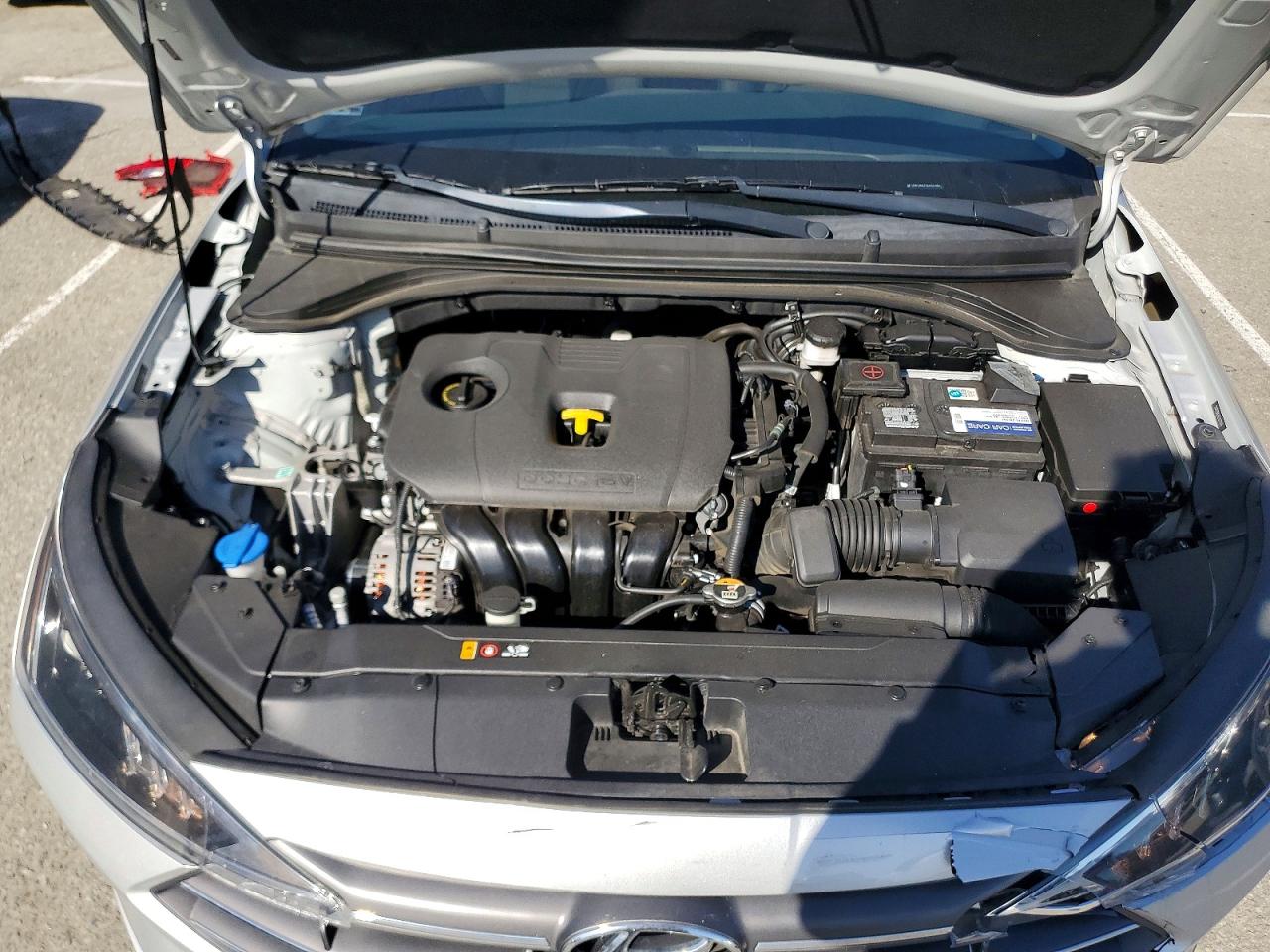 2020 HYUNDAI ELANTRA SEL photo 11