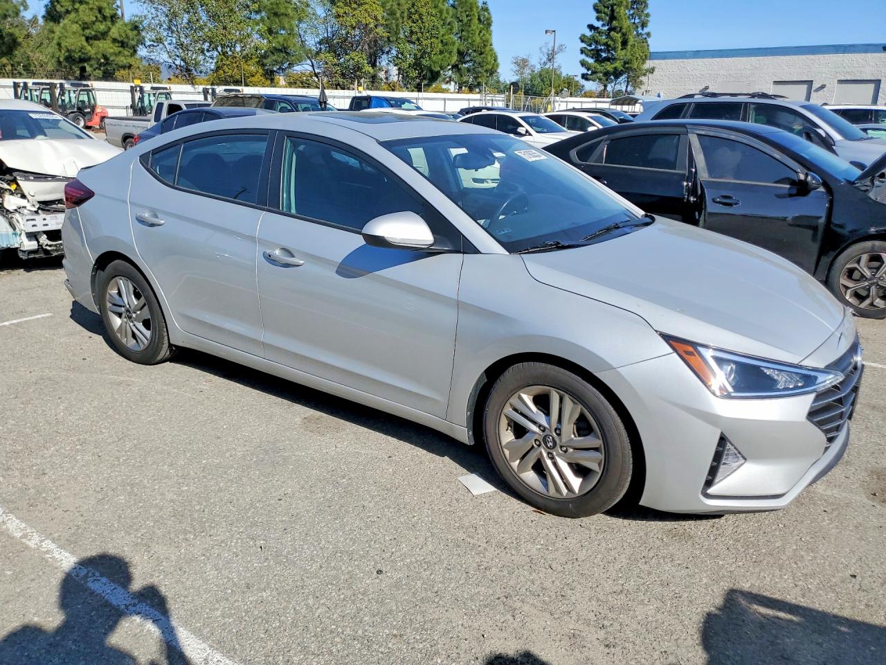 2020 HYUNDAI ELANTRA SEL photo 4