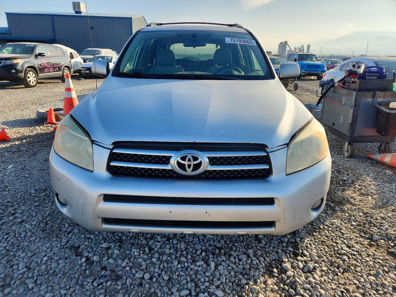2006 TOYOTA RAV4 LIMITED photo 9