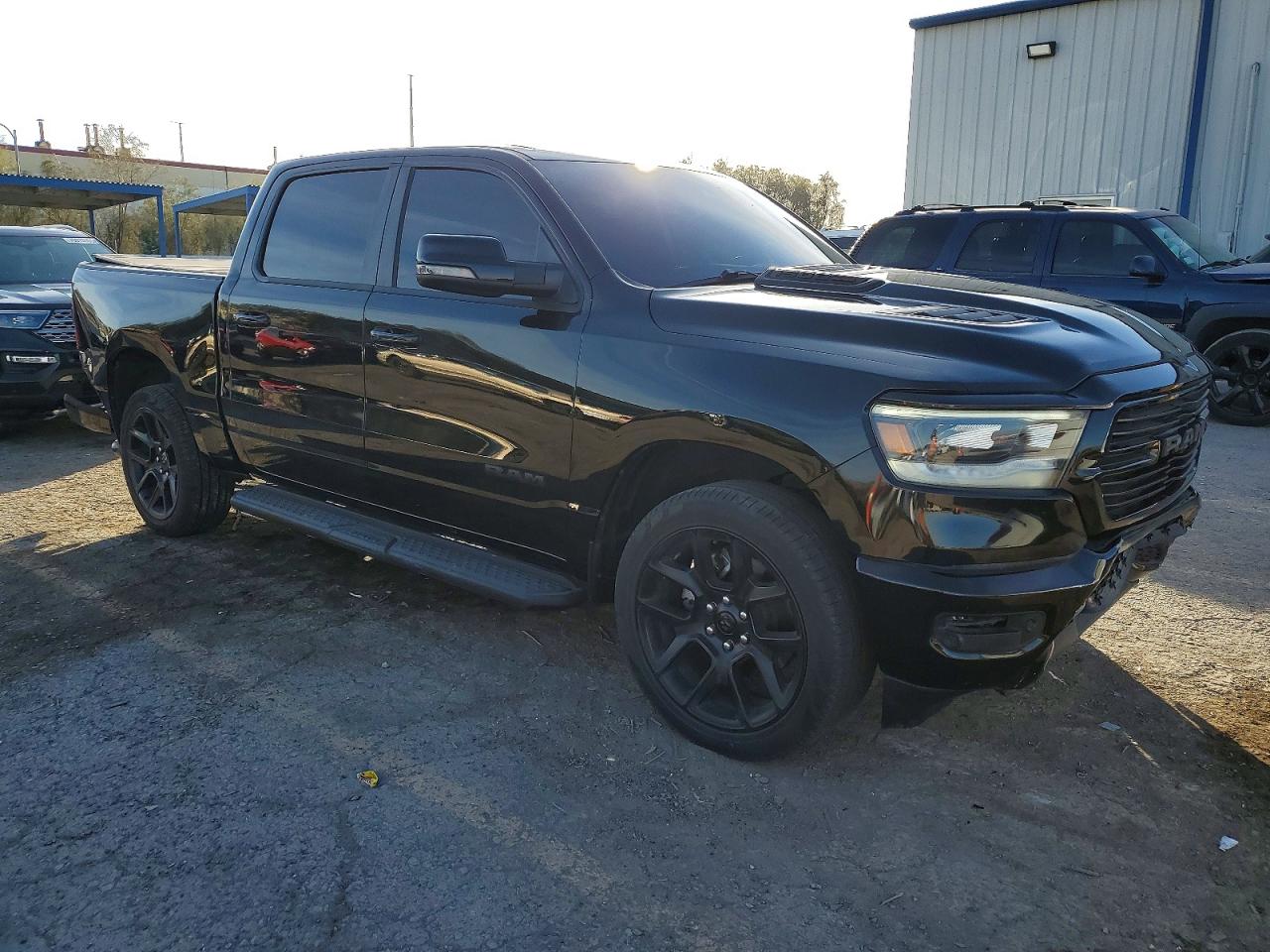2023 RAM 1500 LARAMIE photo 10