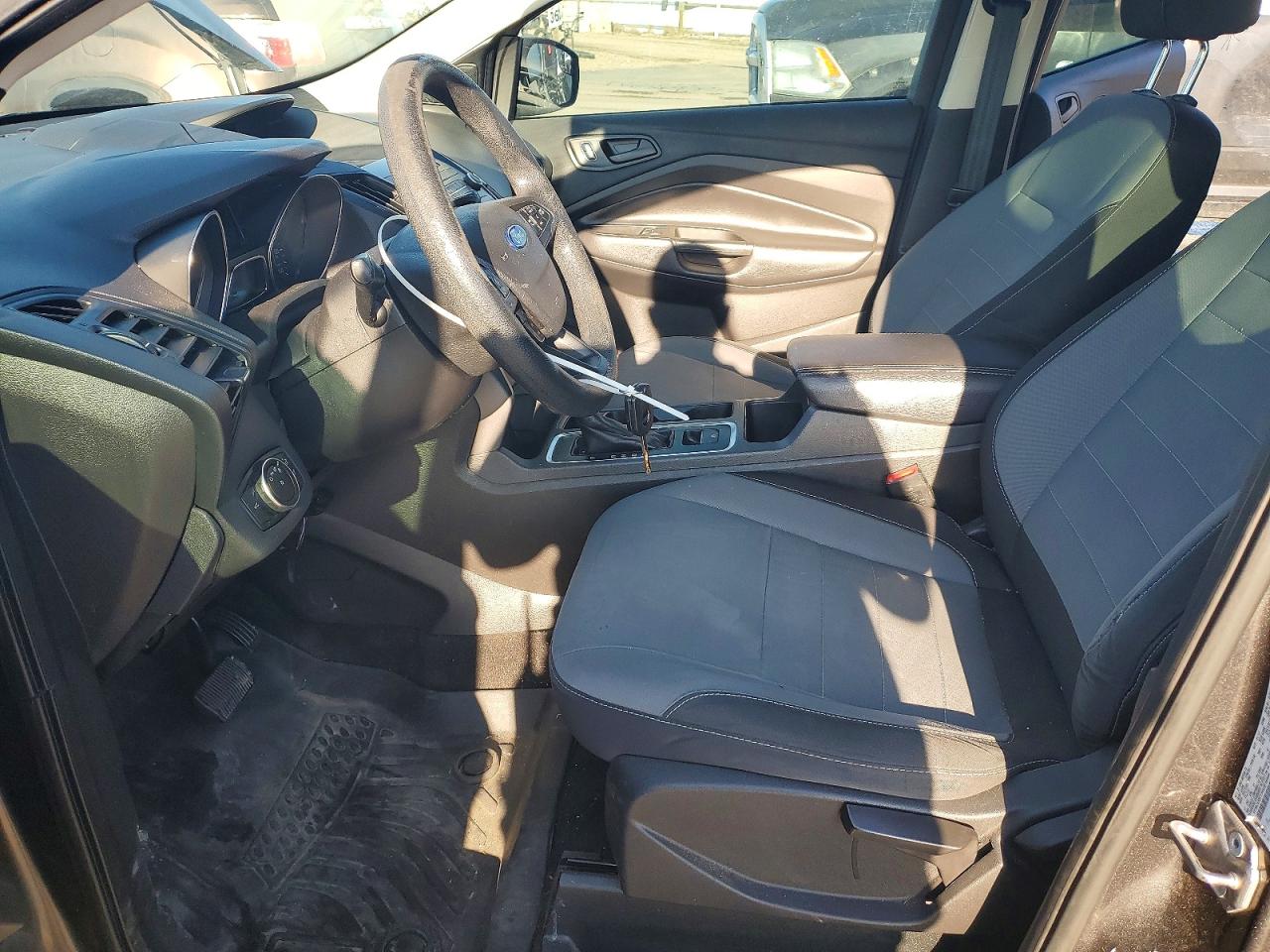 2017 FORD ESCAPE S photo 13