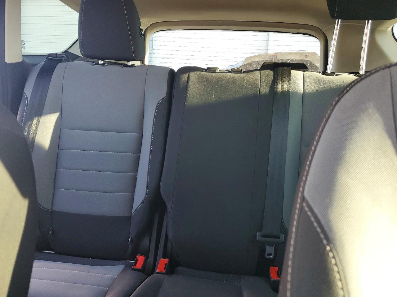 2017 FORD ESCAPE S photo 19