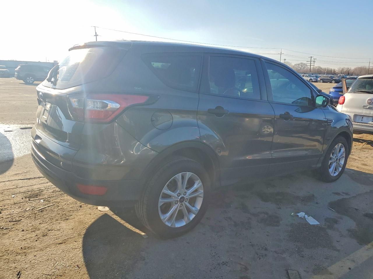 2017 FORD ESCAPE S photo 5
