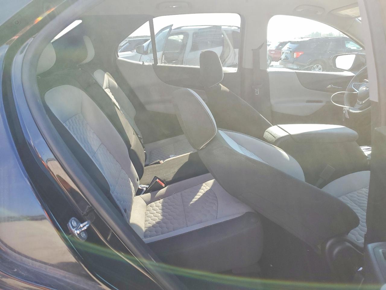2021 CHEVROLET EQUINOX LT photo 11