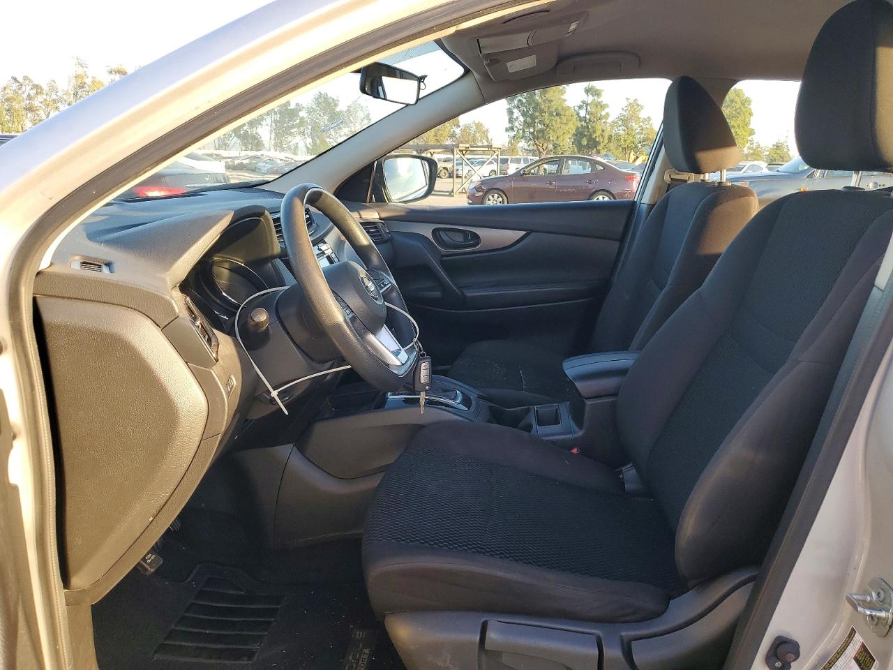 2019 NISSAN ROGUE SPORT S photo 7
