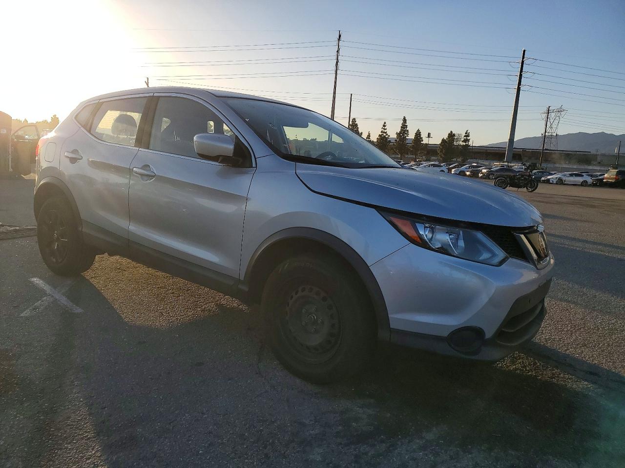 2019 NISSAN ROGUE SPORT S photo 4