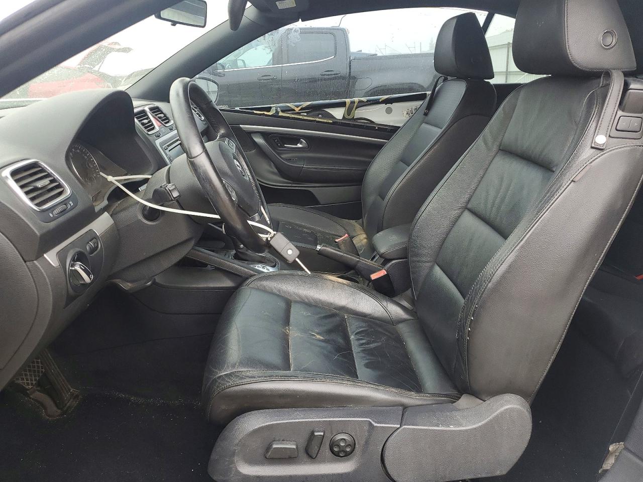 2012 VOLKSWAGEN EOS KOMFORT photo 19