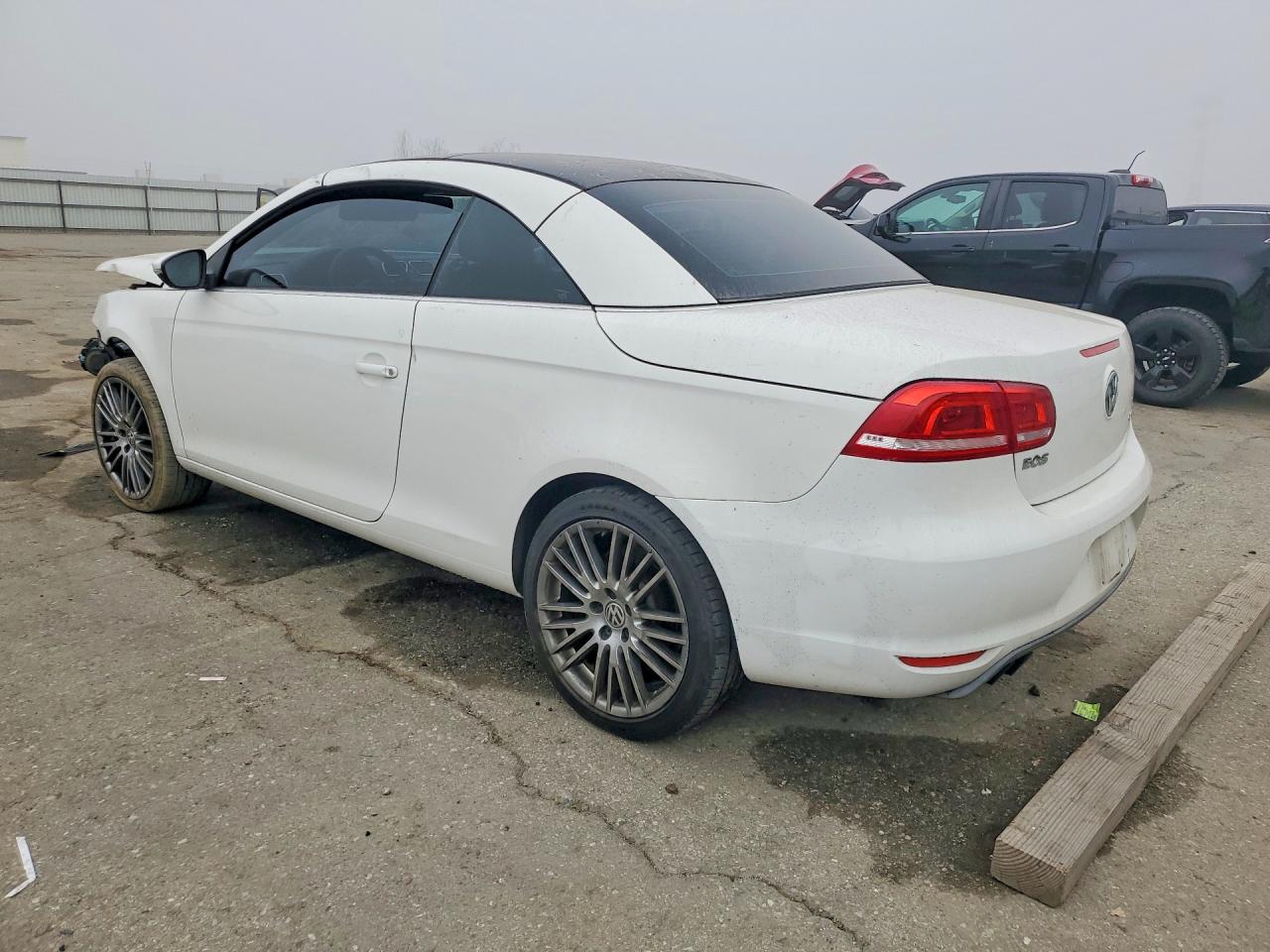2012 VOLKSWAGEN EOS KOMFORT photo 4