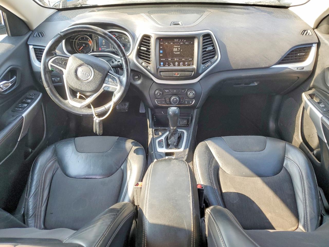 2018 JEEP CHEROKEE LATITUDE PLUS photo 8