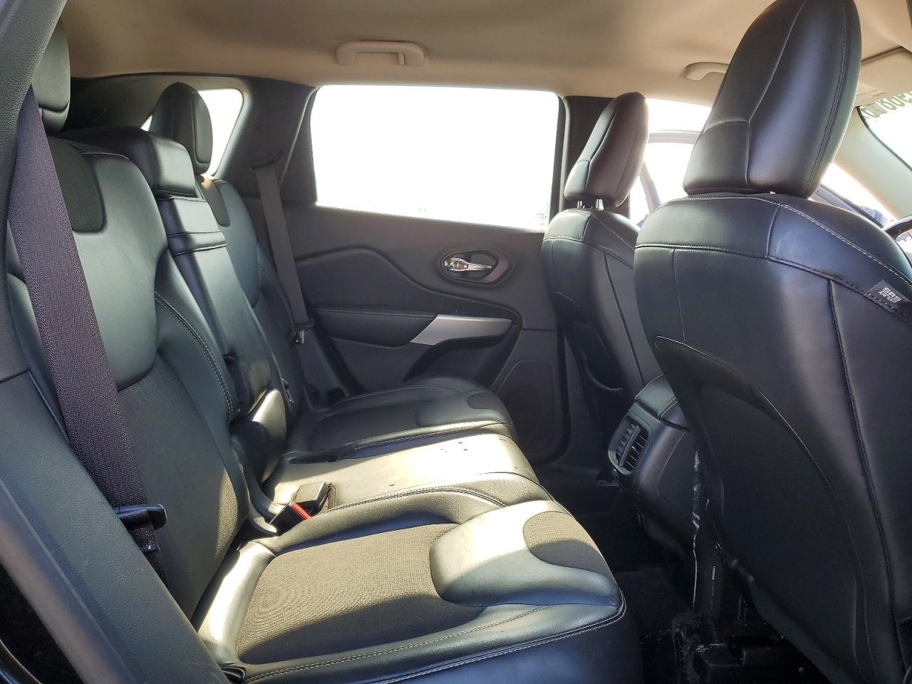 2018 JEEP CHEROKEE LATITUDE PLUS photo 11