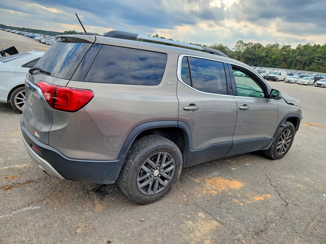 2019 GMC ACADIA SLT-1 photo 5
