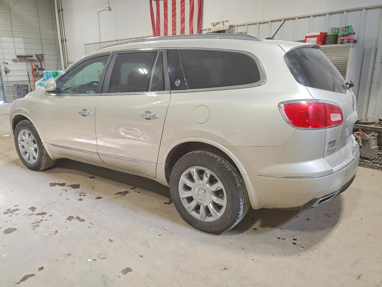 2014 BUICK ENCLAVE photo 2