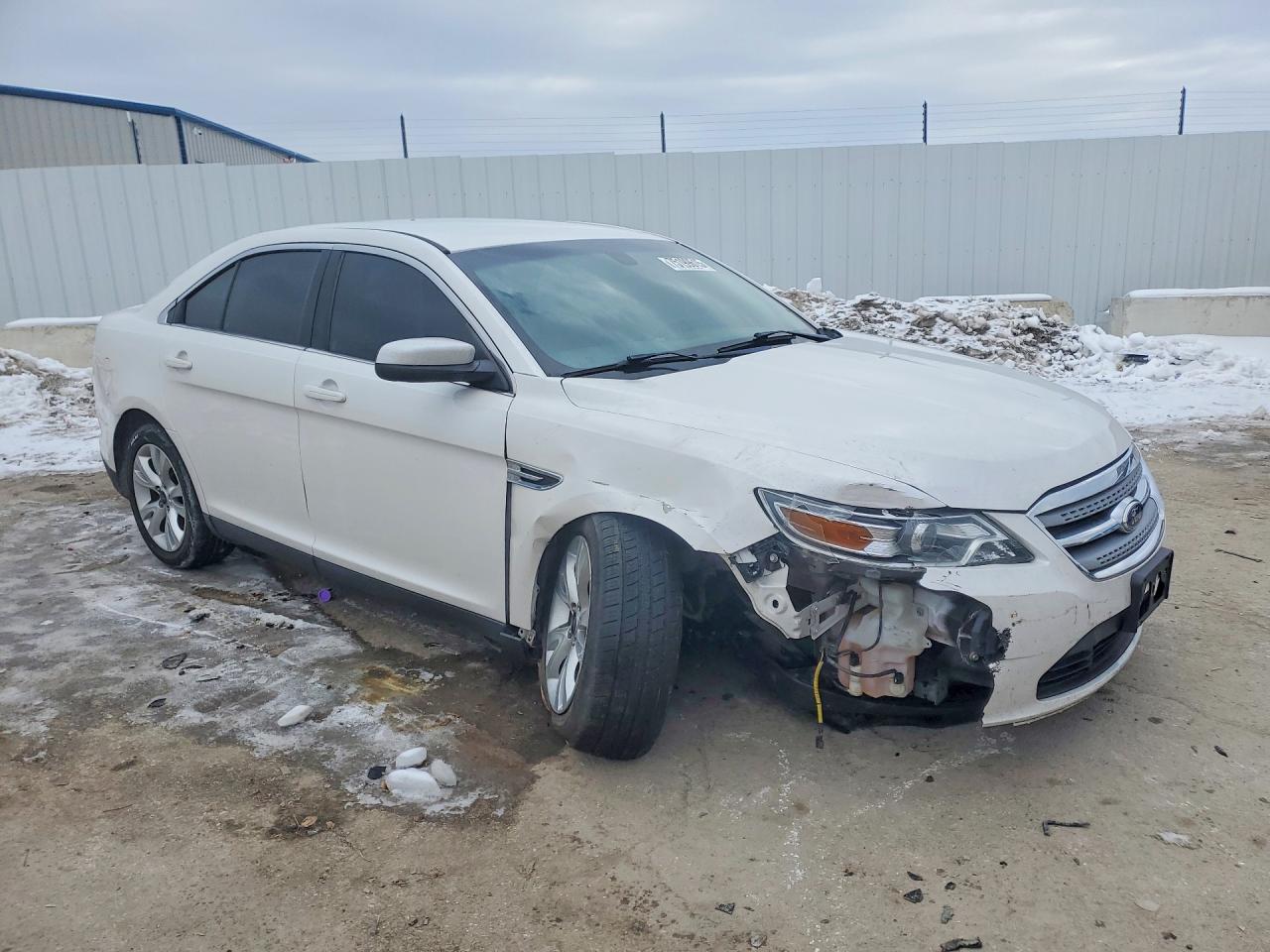 2011 FORD TAURUS SEL photo 10