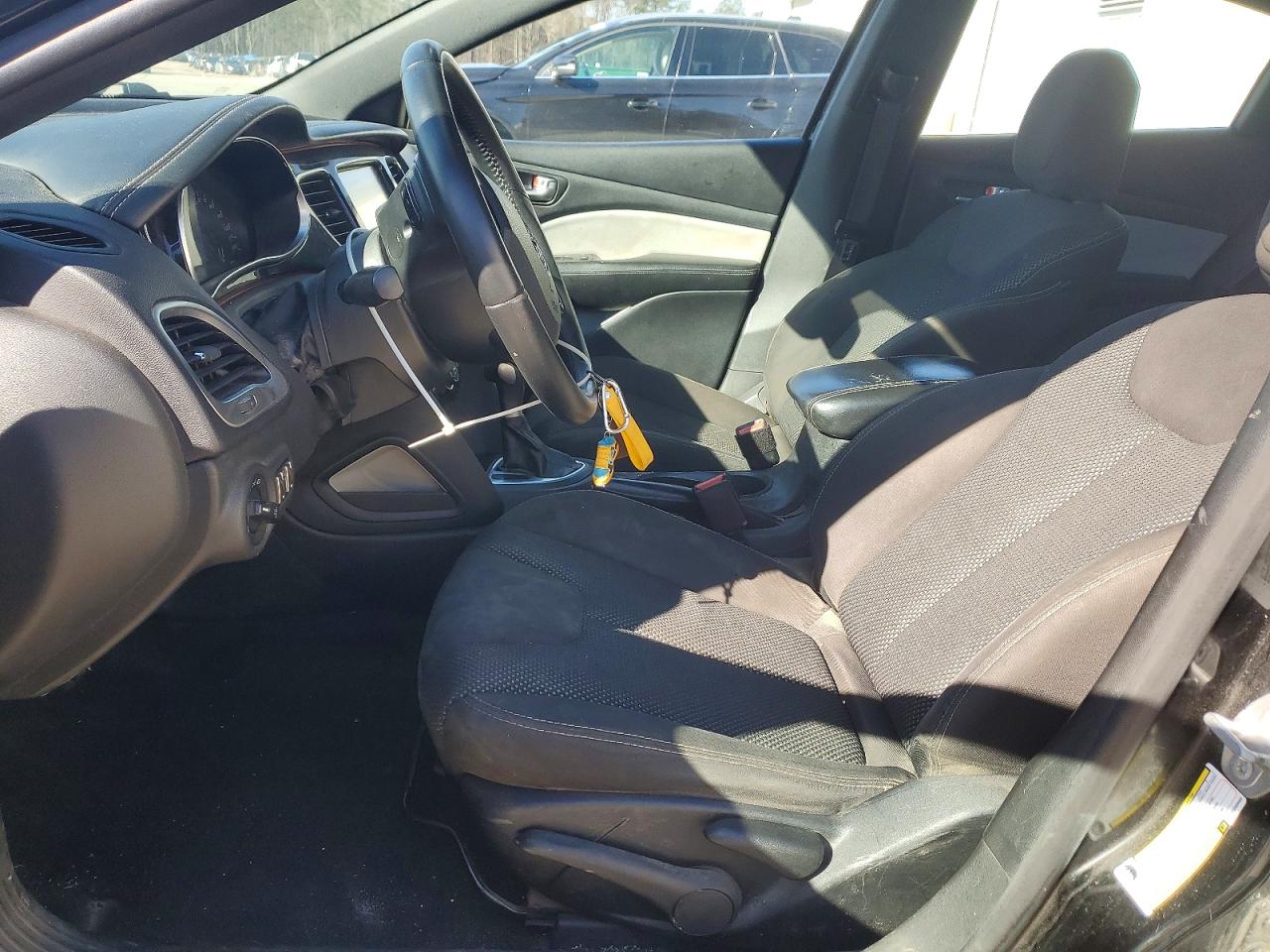 2015 DODGE DART SXT photo 13