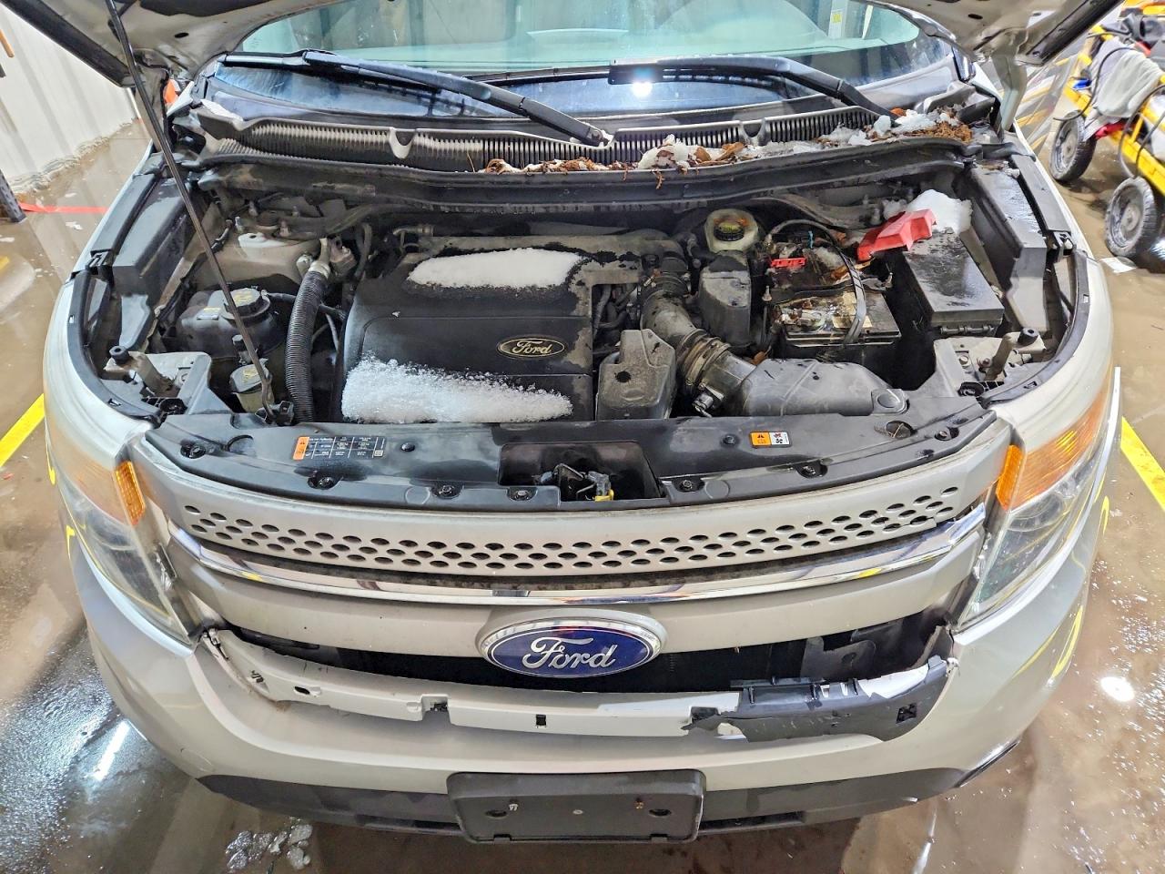 2013 FORD EXPLORER photo 23