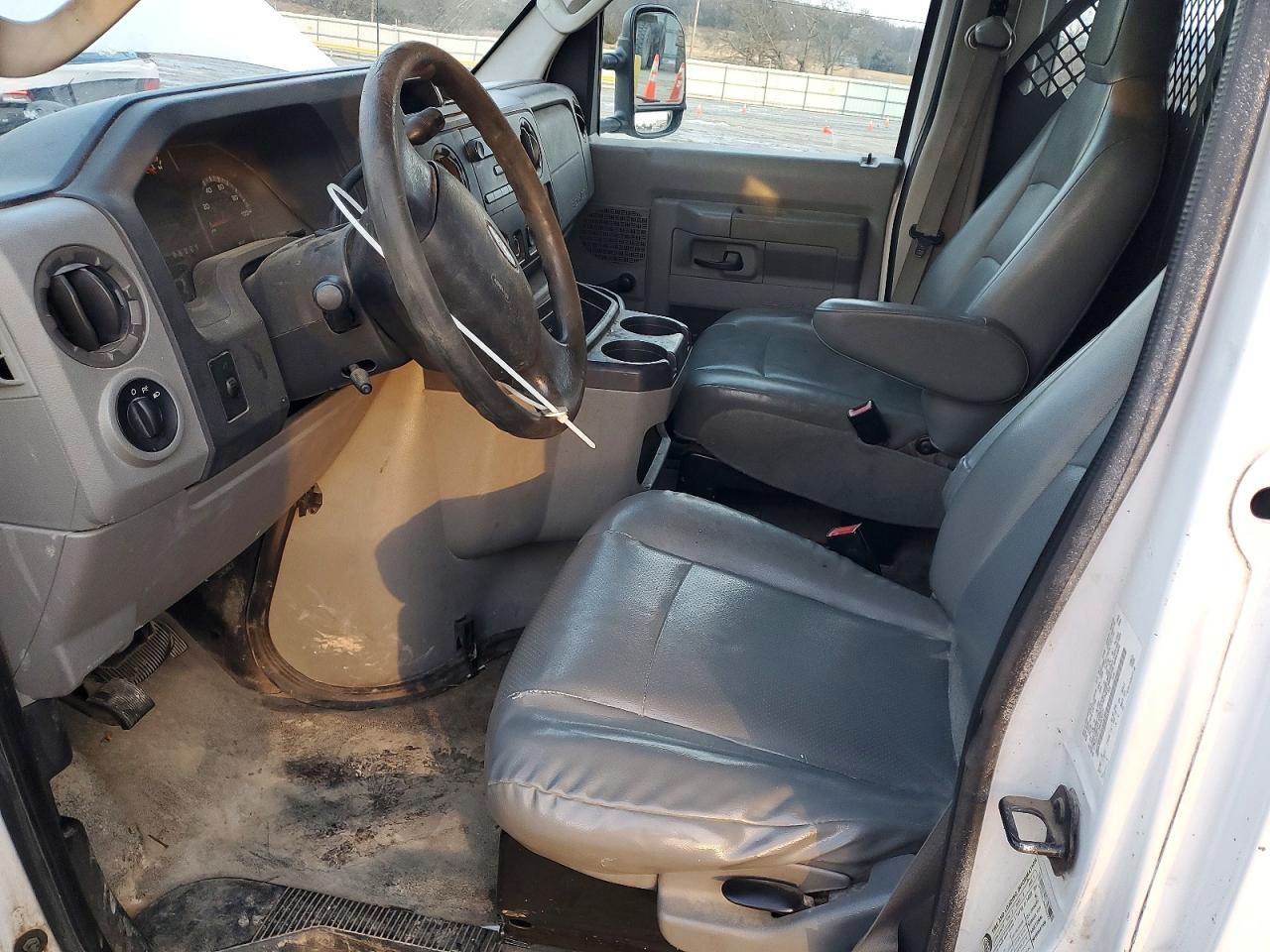 2011 FORD E350 DELIVERY VAN photo 7