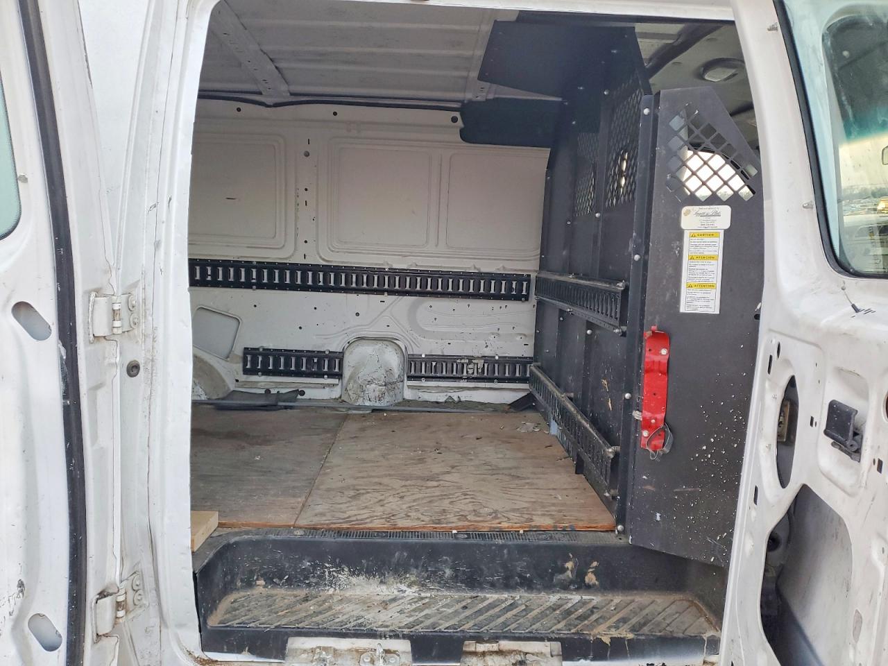 2011 FORD E350 DELIVERY VAN photo 11
