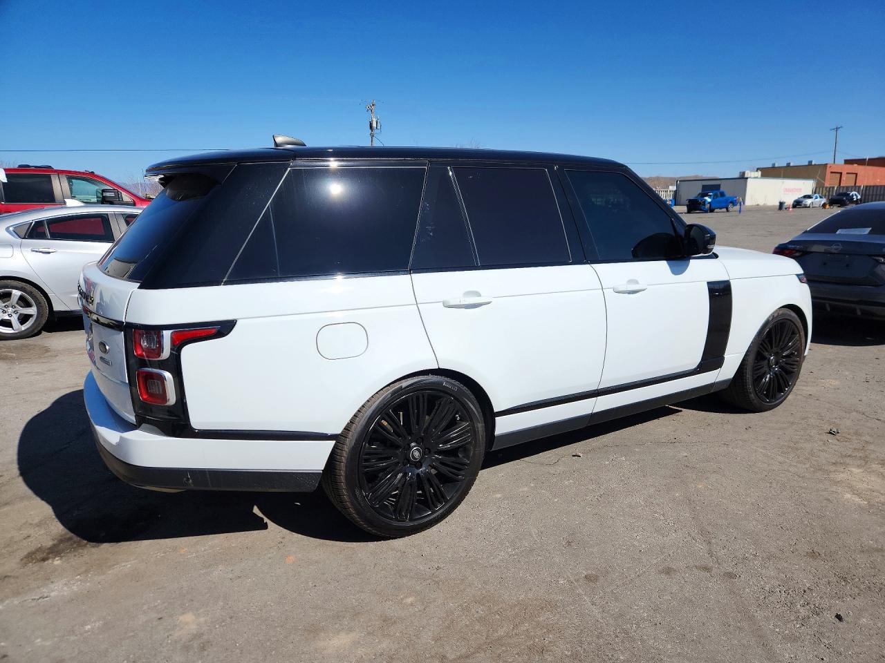 2020 LAND ROVER RANGE ROVER P525 HSE photo 3