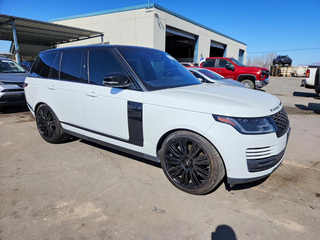 2020 LAND ROVER RANGE ROVER P525 HSE photo 4