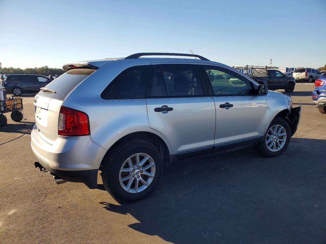 2013 FORD EDGE SE photo 3