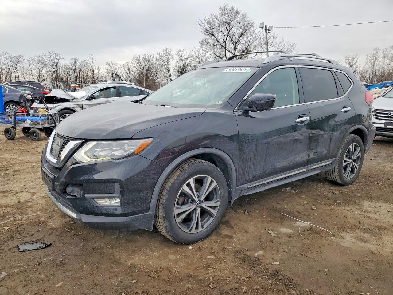 2017 NISSAN ROGUE