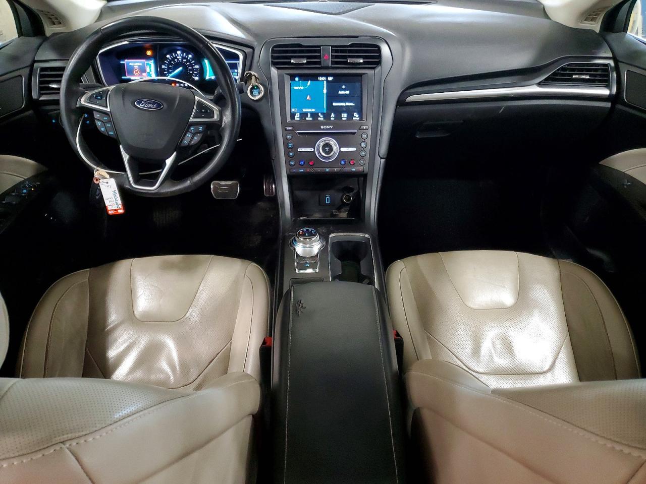2017 FORD FUSION TITANIUM PHEV photo 22