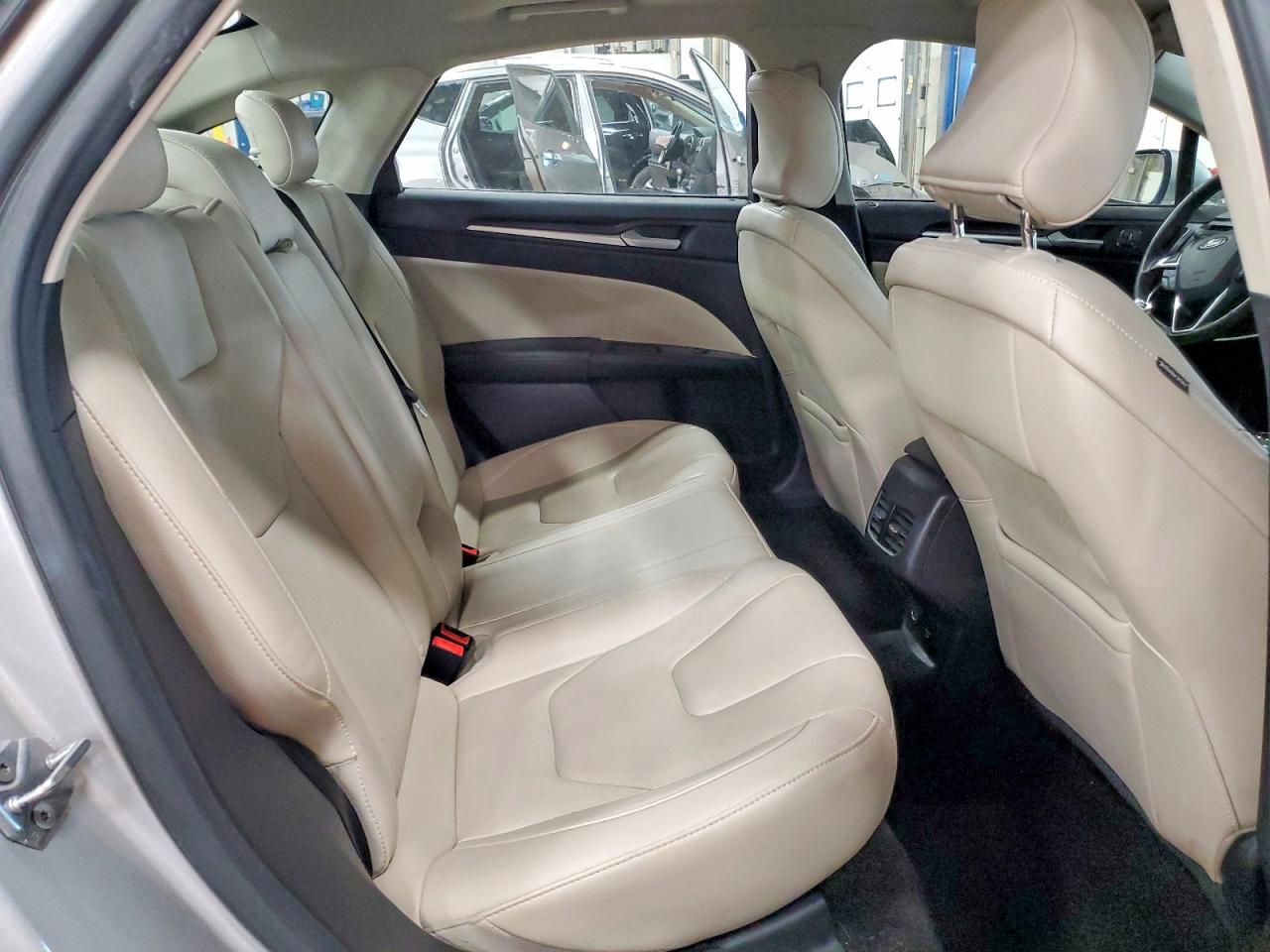 2017 FORD FUSION TITANIUM PHEV photo 28