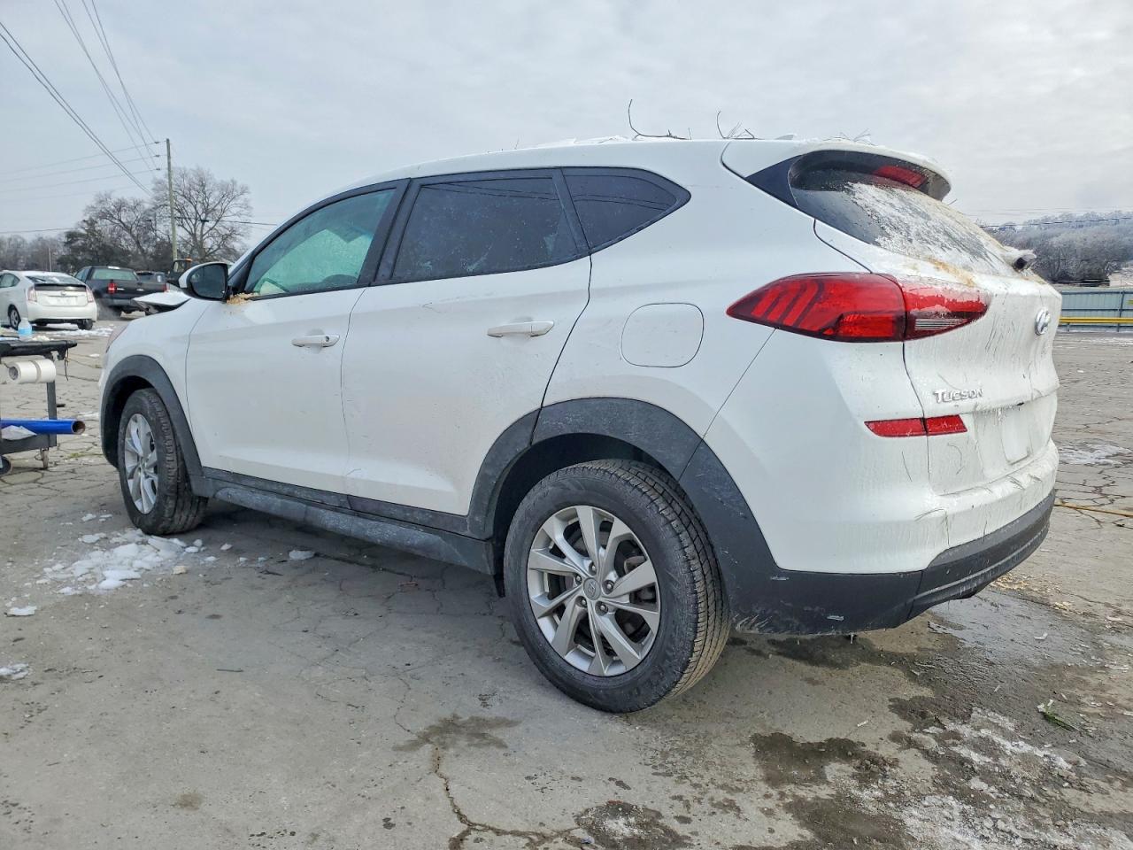 2021 HYUNDAI TUCSON SE photo 3