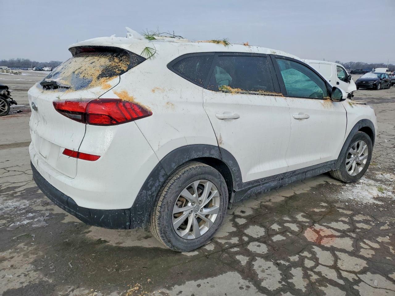 2021 HYUNDAI TUCSON SE photo 5