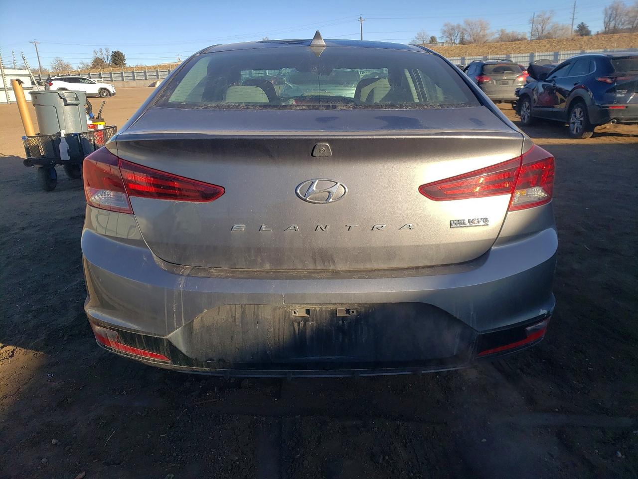 2020 HYUNDAI ELANTRA SEL photo 6