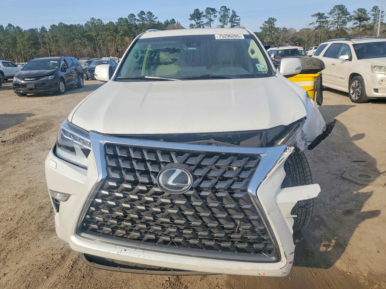 2022 LEXUS GX 460 photo 9