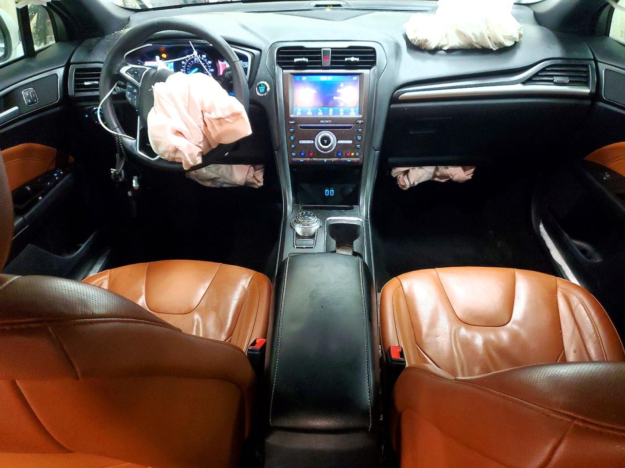 2020 FORD FUSION TITANIUM photo 22