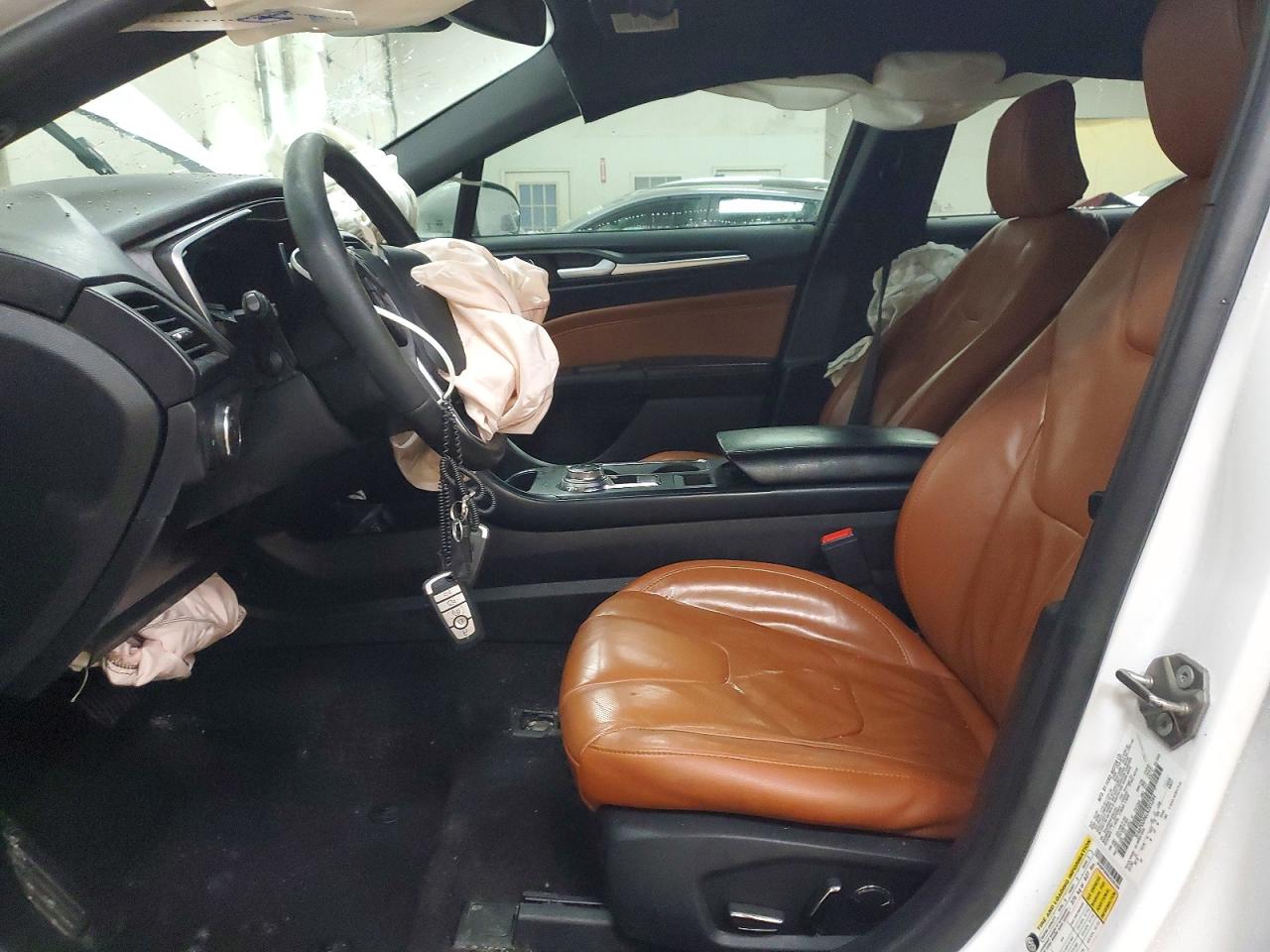 2020 FORD FUSION TITANIUM photo 19