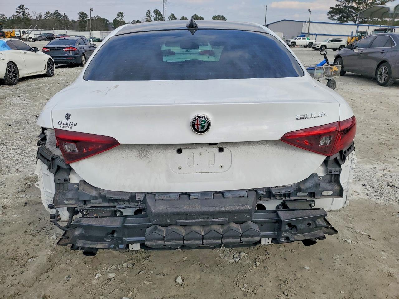 2018 ALFA ROMEO GIULIA TI photo 16