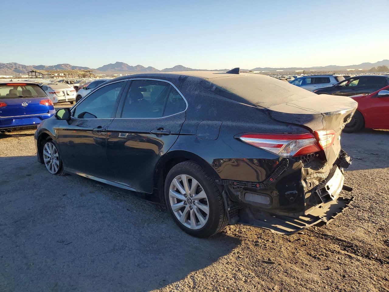 2019 TOYOTA CAMRY L photo 4