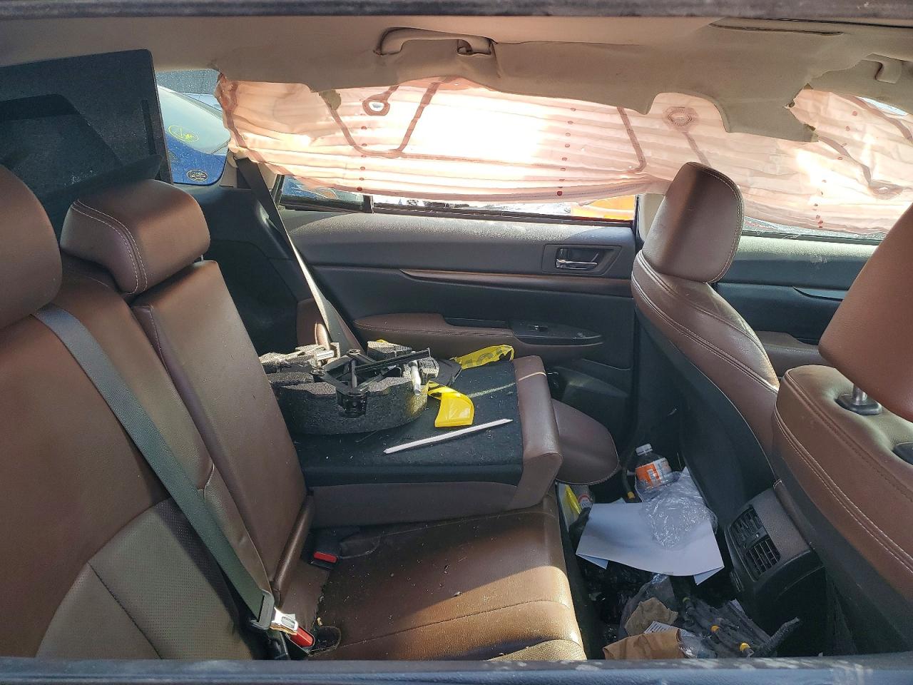 2014 SUBARU OUTBACK 3.6R LIMITED photo 31