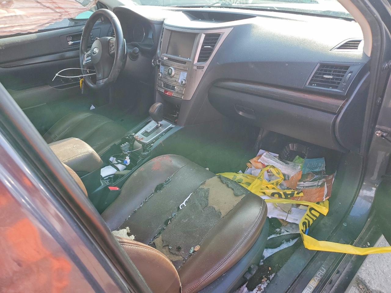 2014 SUBARU OUTBACK 3.6R LIMITED photo 22