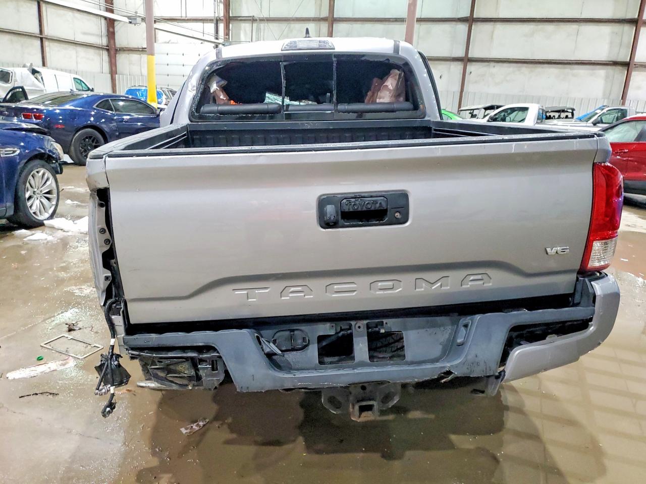 2017 TOYOTA TACOMA DOUBLE CAB photo 16