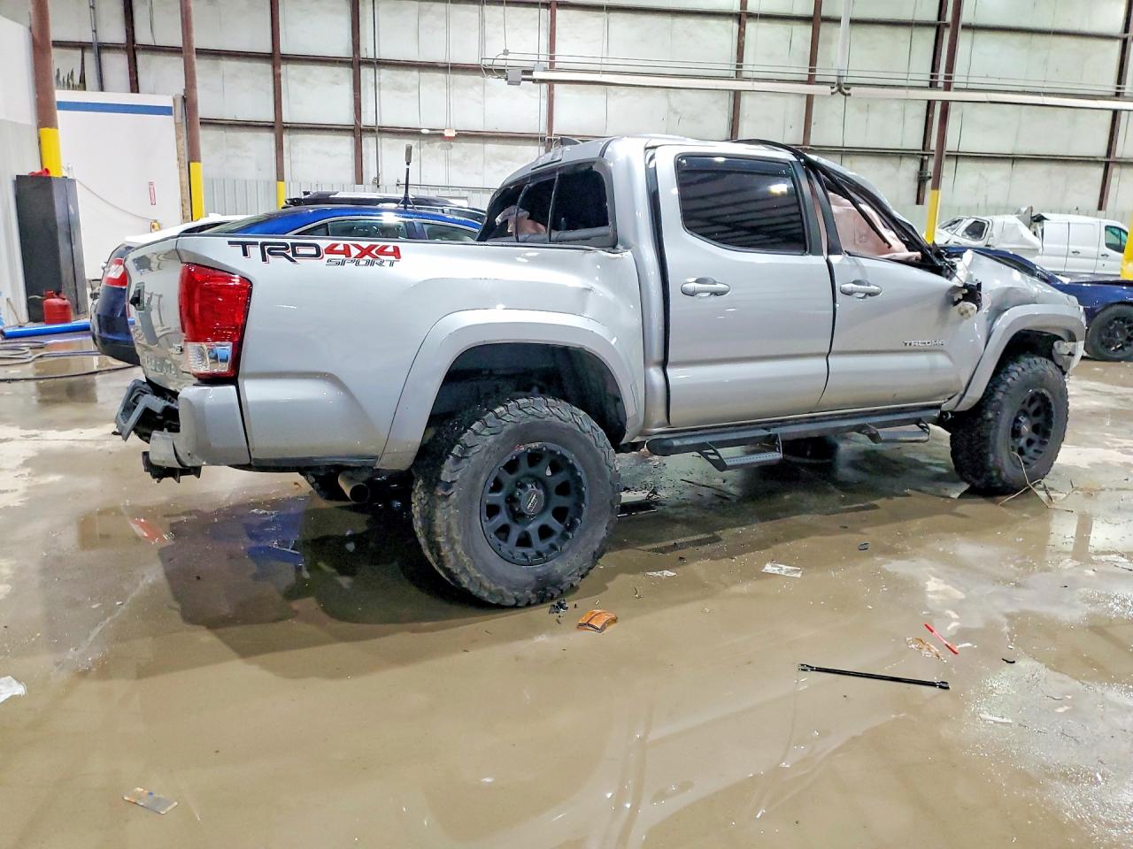 2017 TOYOTA TACOMA DOUBLE CAB photo 7