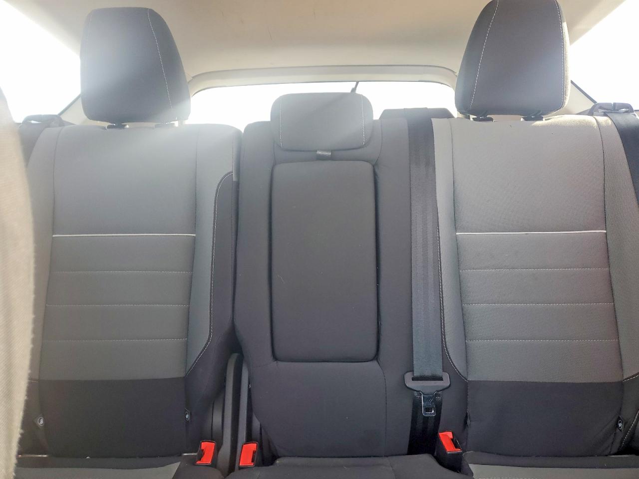 2015 FORD ESCAPE SE photo 28