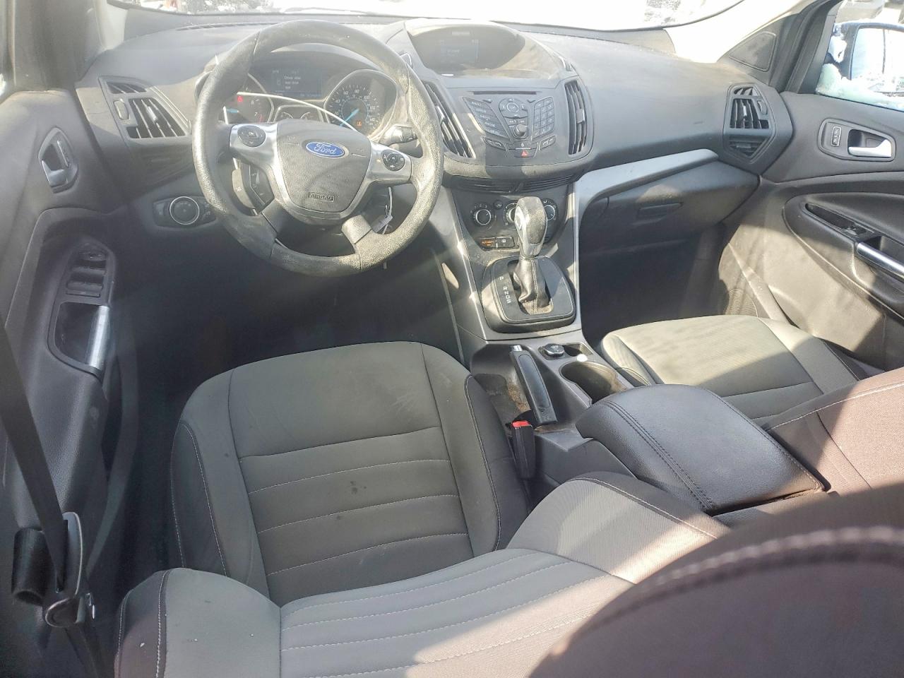 2015 FORD ESCAPE SE photo 22